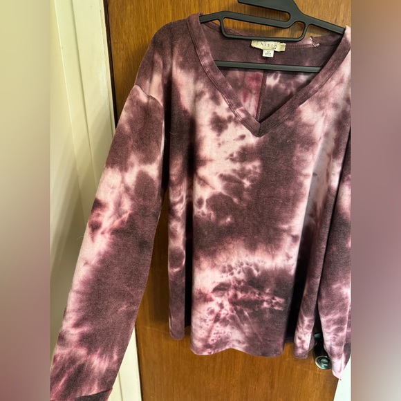 Ladies new with tags size 2X pullover by Misia Curvy - Picture 11 of 13